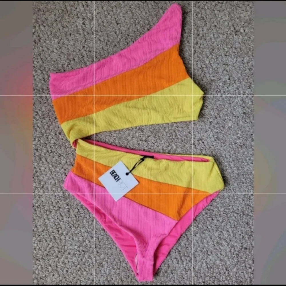 Free People Beach Riot One Piece Swimming Suit - Picture 3 of 4